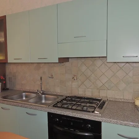 Apartment Mariolu 3 *